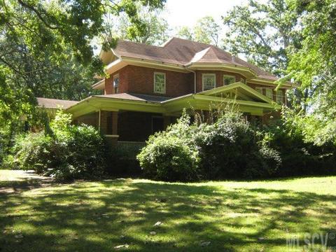 315 6th St, Conover, NC 28613 photo 1