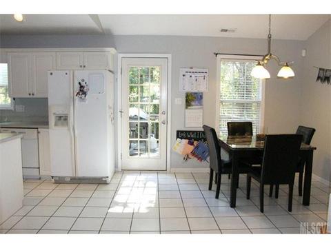 3370 Overbrook Dr, Conover, NC 28613 photo 3