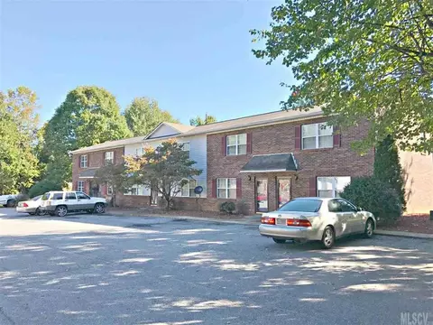 1525 14th Ne Ave NE, Hickory, NC 28601 photo 5