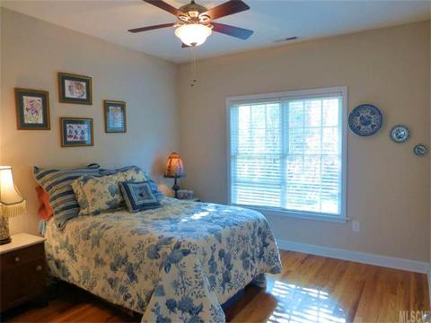 966 Maple Glen Dr, Conover, NC 28613 photo 8