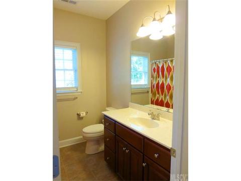 966 Maple Glen Dr, Conover, NC 28613 photo 10