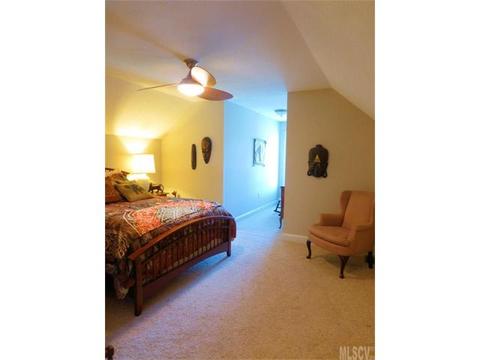 966 Maple Glen Dr, Conover, NC 28613 photo 11