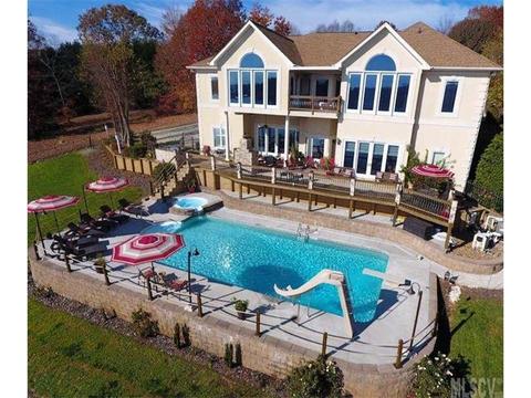 195 Mariners Pointe Ln, Hickory, NC 28601 photo 11