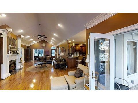 195 Mariners Pointe Ln, Hickory, NC 28601 photo 24