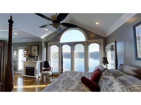 195 Mariners Pointe Ln, Hickory, NC 28601 photo 25