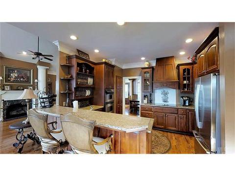 195 Mariners Pointe Ln, Hickory, NC 28601 photo 22