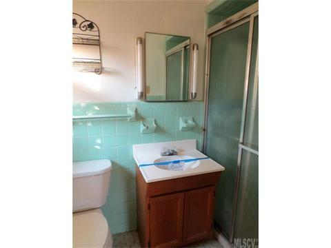 1305 Morehead St, Conover, NC 28613 photo 3