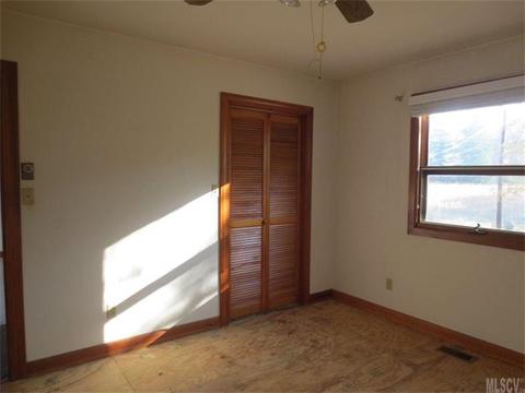 1305 Morehead St, Conover, NC 28613 photo 17