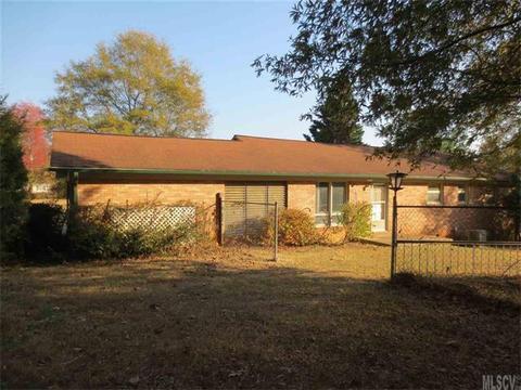 1305 Morehead St, Conover, NC 28613 photo 2