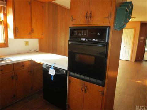 1305 Morehead St, Conover, NC 28613 photo 11