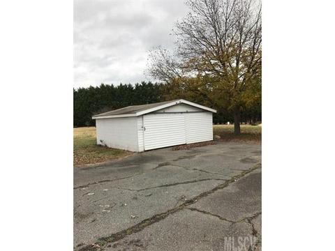 4666 County Home Rd, Conover, NC 28613 photo 10