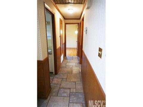 225 4th St, Conover, NC 28613 photo 7