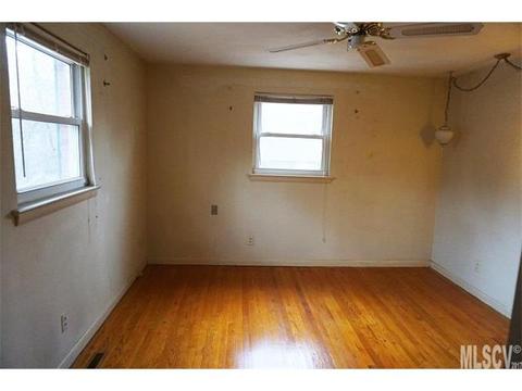 225 4th St, Conover, NC 28613 photo 11