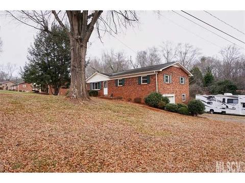 225 4th St, Conover, NC 28613 photo 2