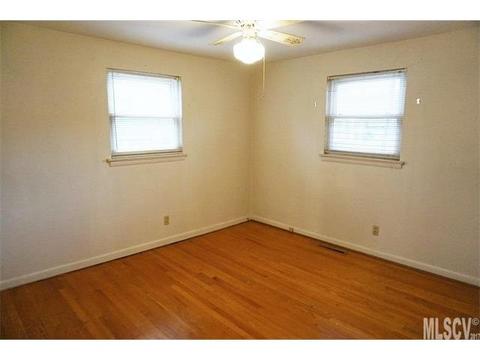 225 4th St, Conover, NC 28613 photo 10
