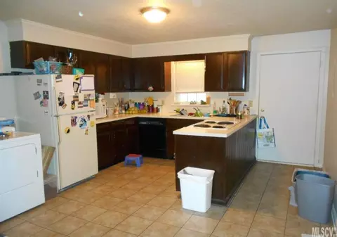 2023 4th Ne St NE, Hickory, NC 28601 photo 14
