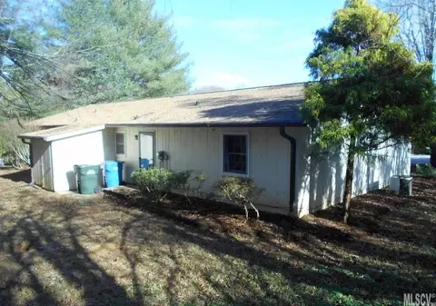 2023 4th Ne St NE, Hickory, NC 28601 photo 11