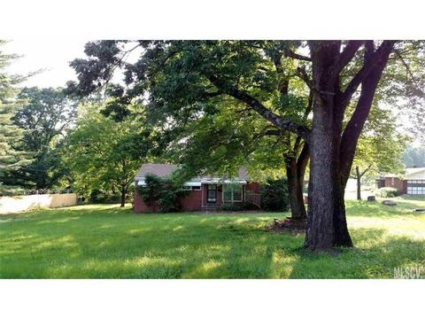 3411 9th Street Ne Dr NE, Hickory, NC 28601 photo 3