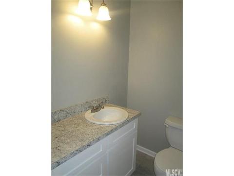 1736 Redberry Ln, Conover, NC 28613 photo 3