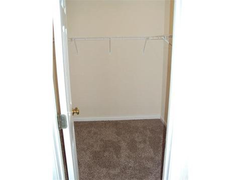 806 Gemcrest Dr, Conover, NC 28613 photo 3