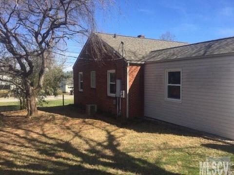 121 Settlemyre Rd, Morganton, NC 28655 photo 5