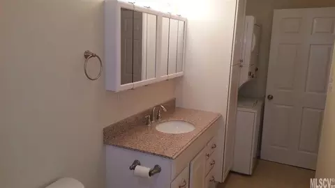 408 3rd Street Sw Pl SW, Conover, NC 28613 photo 5