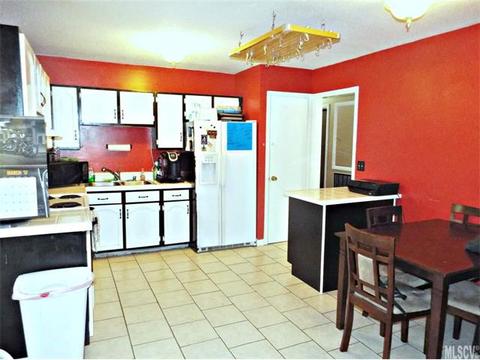 3823 Sedgefield Dr, Conover, NC 28613 photo 13