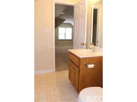 212 Mooreland Dr, Conover, NC 28613 photo 15