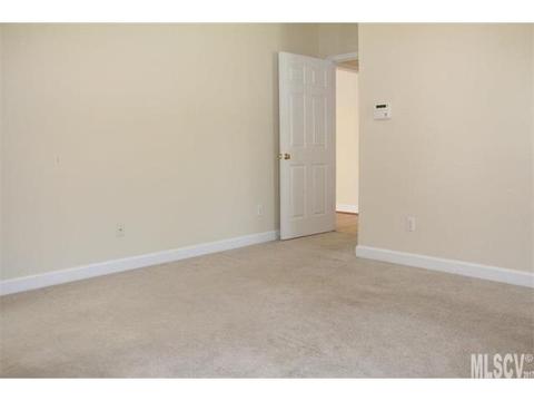 212 Mooreland Dr, Conover, NC 28613 photo 3