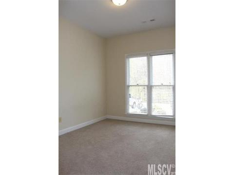 212 Mooreland Dr, Conover, NC 28613 photo 6