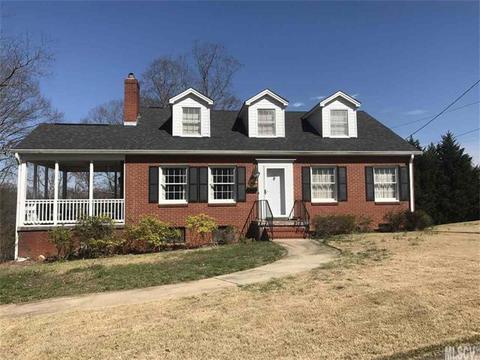 114 Pearson Dr, Morganton, NC 28655 photo 1