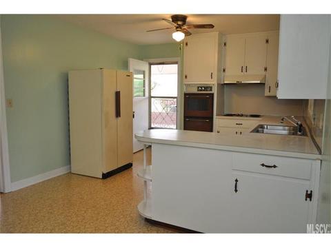 207 Stephens Dr, Morganton, NC 28655 photo 9