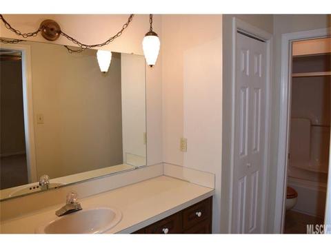 516 6th Street Ne Cir NE, Conover, NC 28613 photo 5
