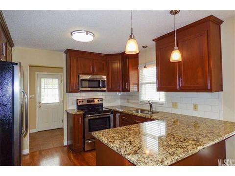 3750 Pinecrest Dr, Hickory, NC 28601 photo 24