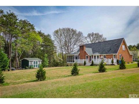 3750 Pinecrest Dr, Hickory, NC 28601 photo 15