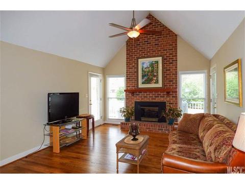 3750 Pinecrest Dr, Hickory, NC 28601 photo 22