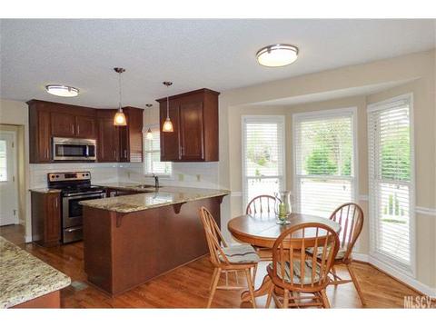 3750 Pinecrest Dr, Hickory, NC 28601 photo 23