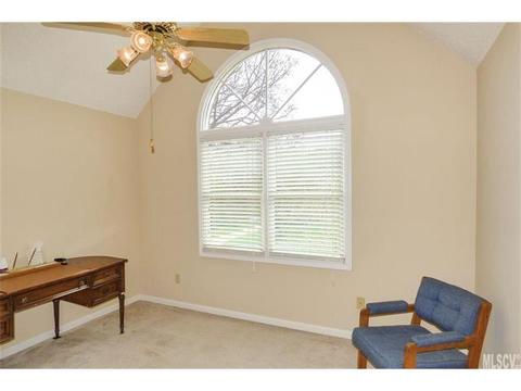 3750 Pinecrest Dr, Hickory, NC 28601 photo 8