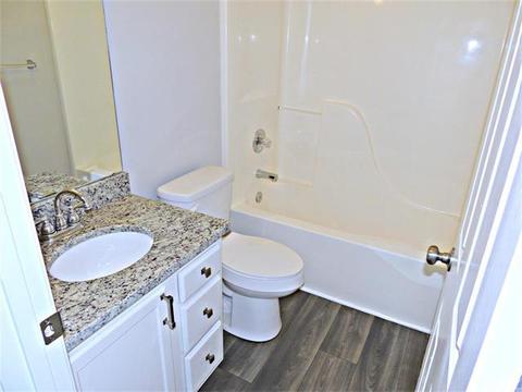 1006 Atherstone St, Conover, NC 28613 photo 4
