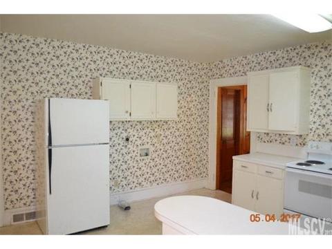 112 3rd St, Conover, NC 28613 photo 23