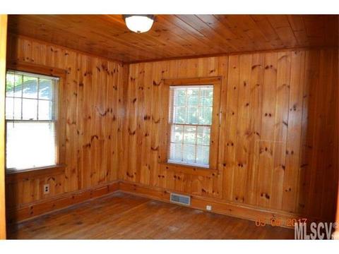 112 3rd St, Conover, NC 28613 photo 14