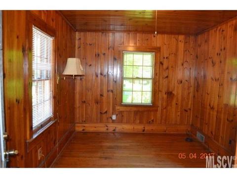112 3rd St, Conover, NC 28613 photo 2