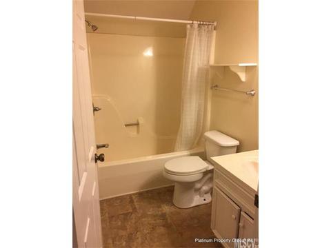 2025 34th Ave Dr, Hickory, NC 28601 photo 14