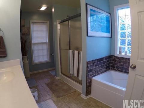 3515 Overbrook Dr, Conover, NC 28613 photo 3