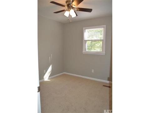 5144 Tobin Ct, Conover, NC 28613 photo 4
