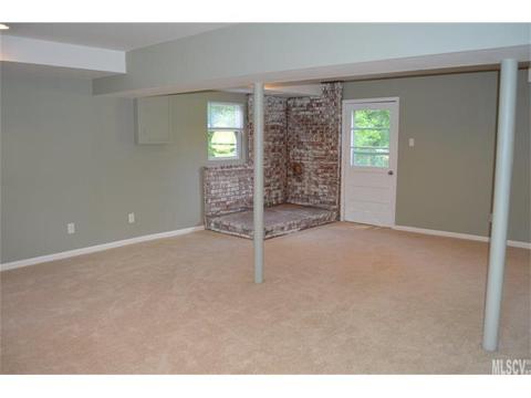 5144 Tobin Ct, Conover, NC 28613 photo 10
