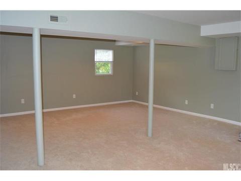 5144 Tobin Ct, Conover, NC 28613 photo 9