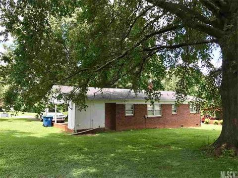 1908 Crestview Dr, Newton, NC 28658 photo 9