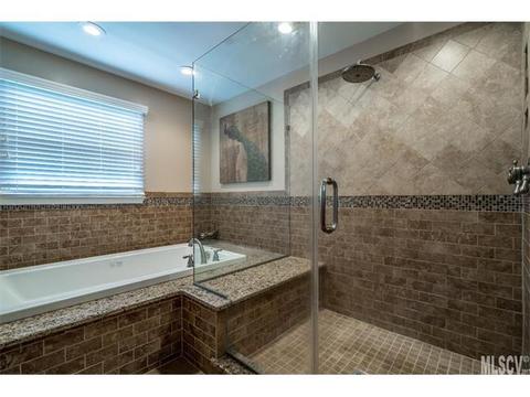 4037 Pinecrest Dr, Hickory, NC 28601 photo 5