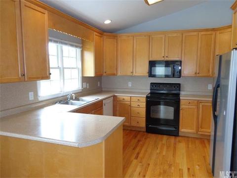 2566 Genes Loop, Morganton, NC 28655 photo 3